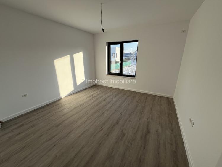 Vila P+1E, 4 camere, placa beton, proiect deosebit, Valu lui Traian! - 9