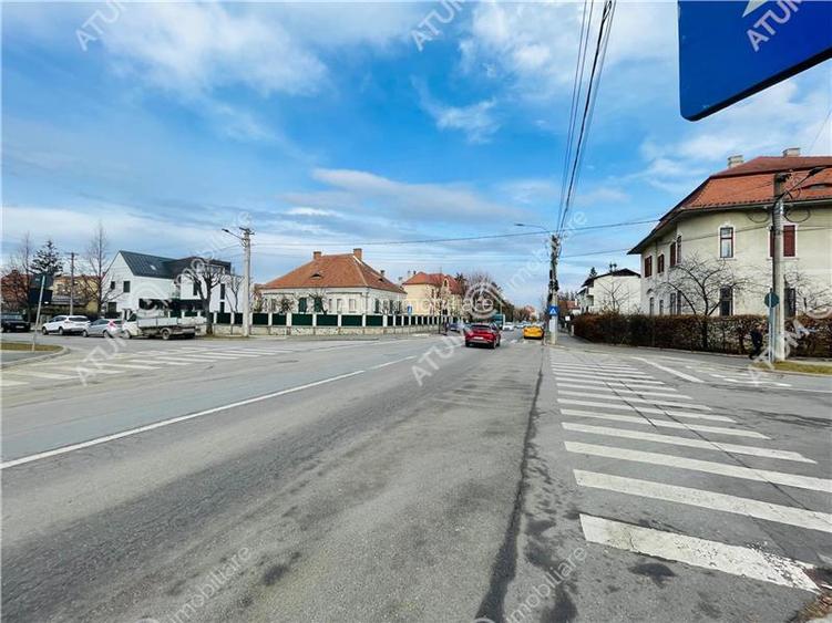 Casa individuala 4 camere decomandate 1000 mp teren zona Blv Victoriei - 28