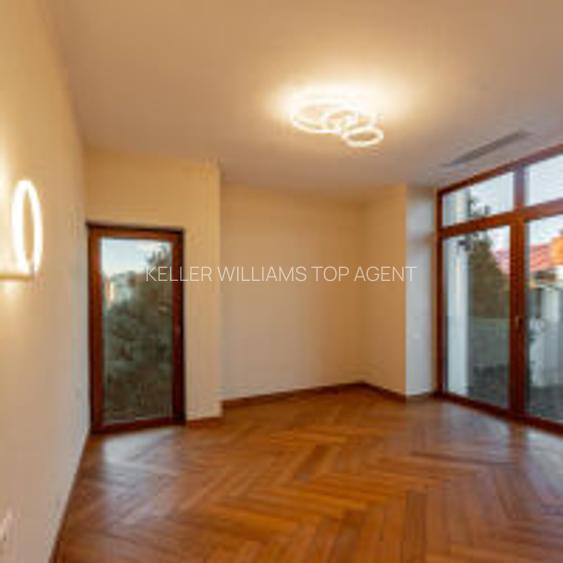 Vila pe malul lacului Mogosoaia | 617 mpt, teren 1182 mp - 19