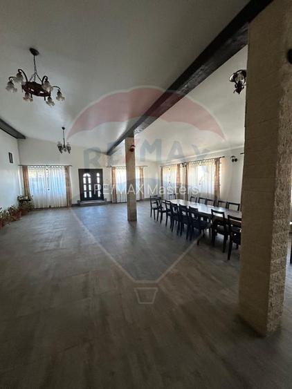 Restaurant + camere de cazare - 3