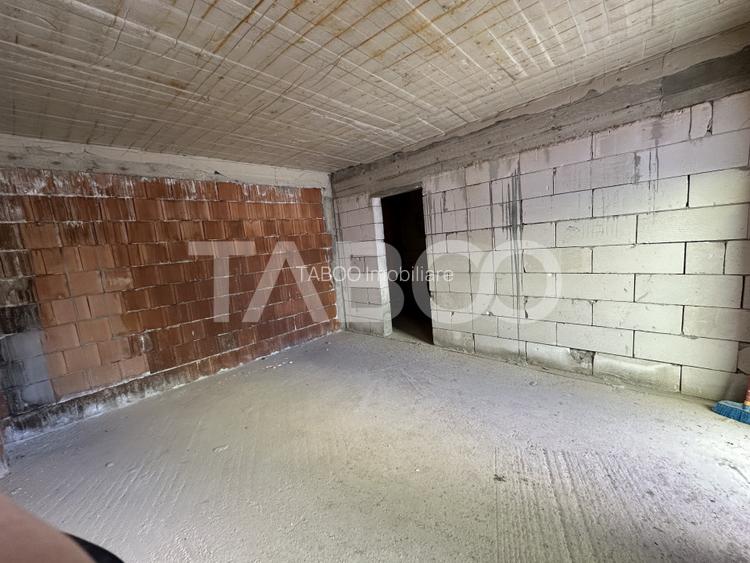 Proiect de investitie imobiliara format din 6 studiouri Orasul de Jos - 2