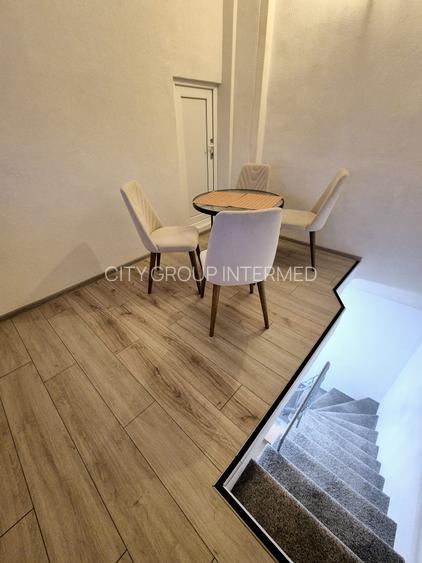 Ultracentral - Etaj de vila cu intrare si curte separata - 19