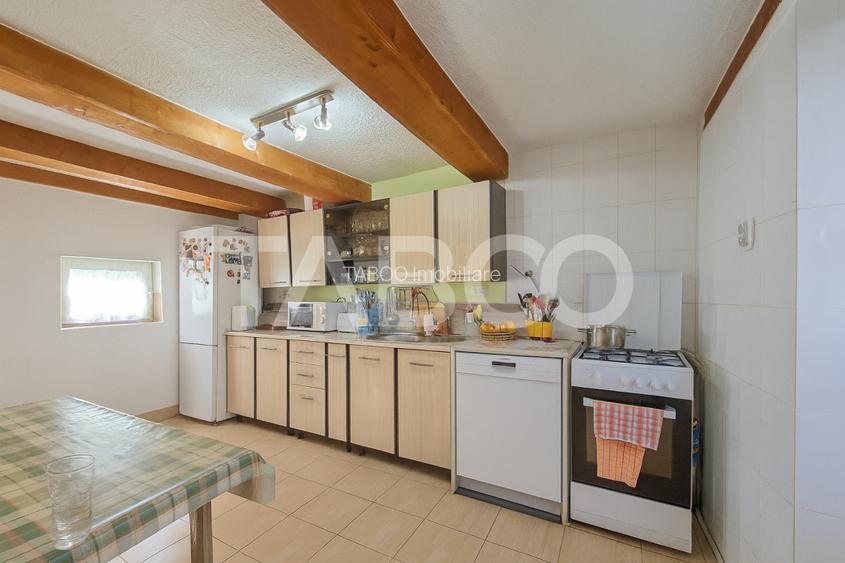 Casa de vanzare cu 3 camere Cartier Marmelada- zona Veterani - 9