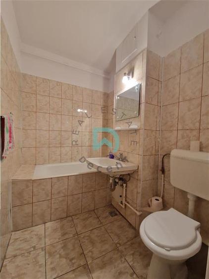 Garsoniera, renovata, Tractorul, Brasov
