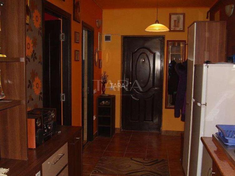 Apartament cu 1 camere de vânzare în zona Floresti - 4