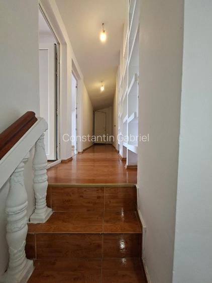 Piata Unirii, Calea Calarasilor, Hala Traian, PROPRIETAR, vand casa P+M, 4 cam. - 9
