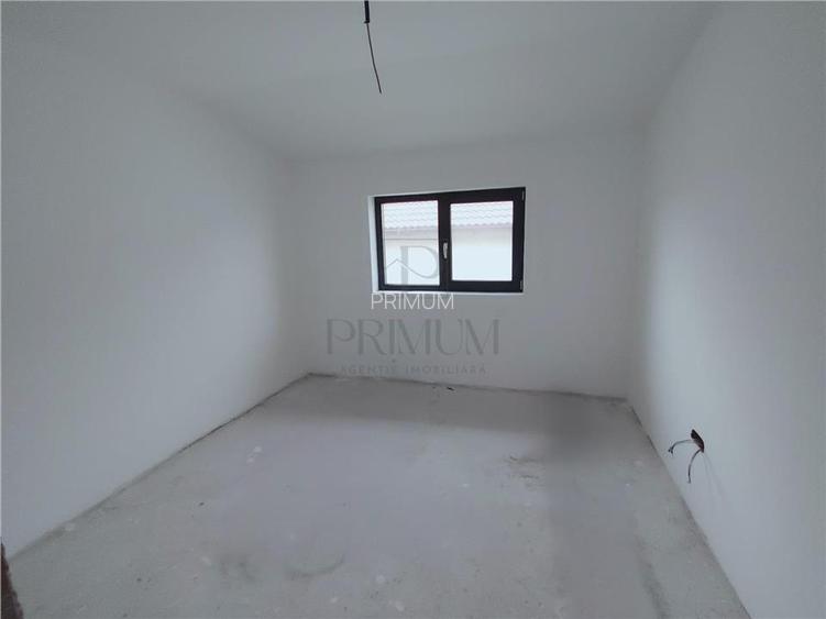 Duplex deosebit - personalizare interioara - compartimentare practica. - 9