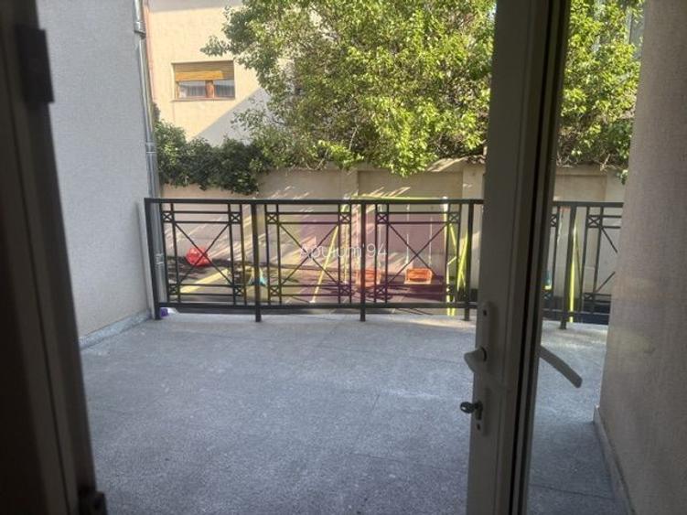Vila D+P+1+M cu teren 446 mp Drumul Sarii. - 4