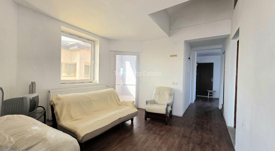 Vila de vanzare in Constanta, 6 camere, zona Km5 - 10