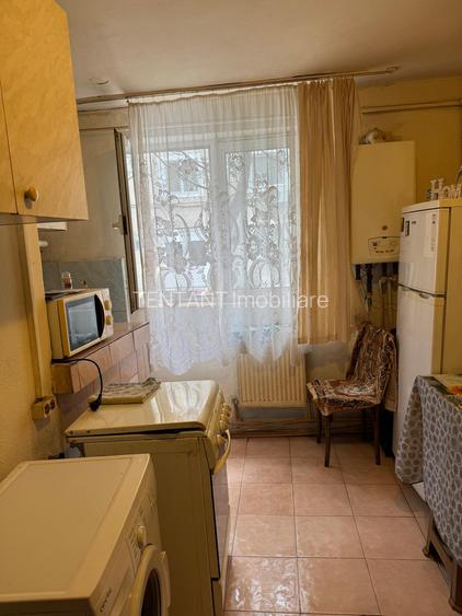 Vanzare Aparrtament 2 camere Rahova - 3