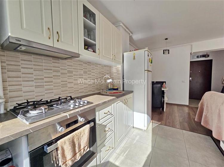 Apartament doua camere si boxa de vanzare in Top City Tractorul - 4