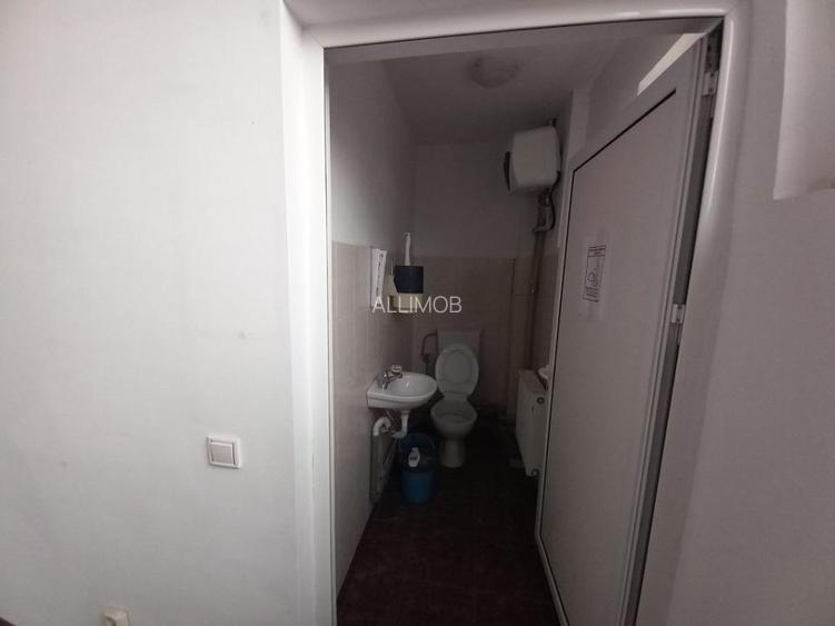 Hala cu suprafata de 2100 mp si spatii de birouri - 7