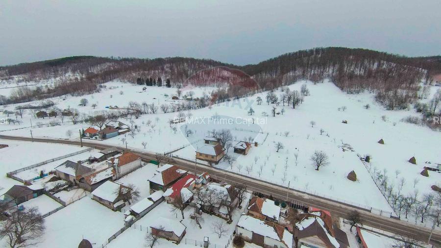 Casă cu 4 camere din cărămidă, de vânzare în zona Bratca-Damiș - 20