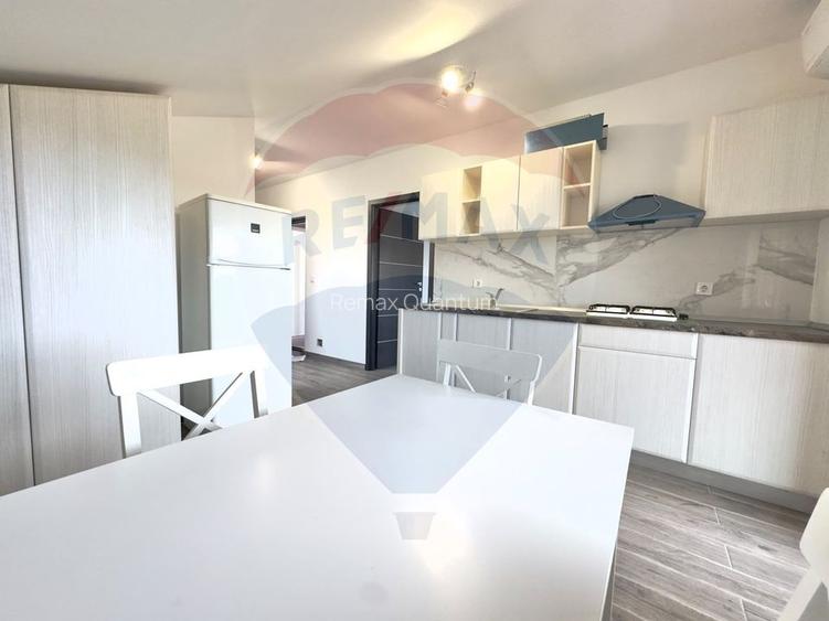 Apartament cu 3 camere de vânzare - 3