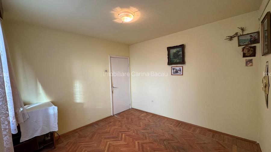 Cornisa langa Central Plaza - decomandat - 4