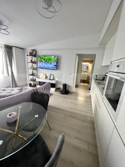 Apartament 2 camere, loc parcare și boxă - Fălticeni