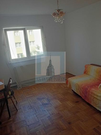 Garsoniera 24 mp - zona în Uzina 2