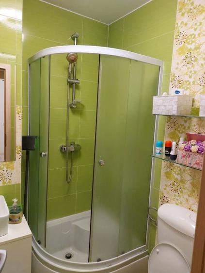 Persoană fizică vând apartament 4 camere în Plopilor