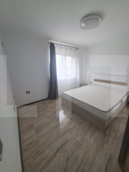 Casă cu Etaj și Pod, 325 mp, Teren 1045 mp, Construcție din Cărămidă