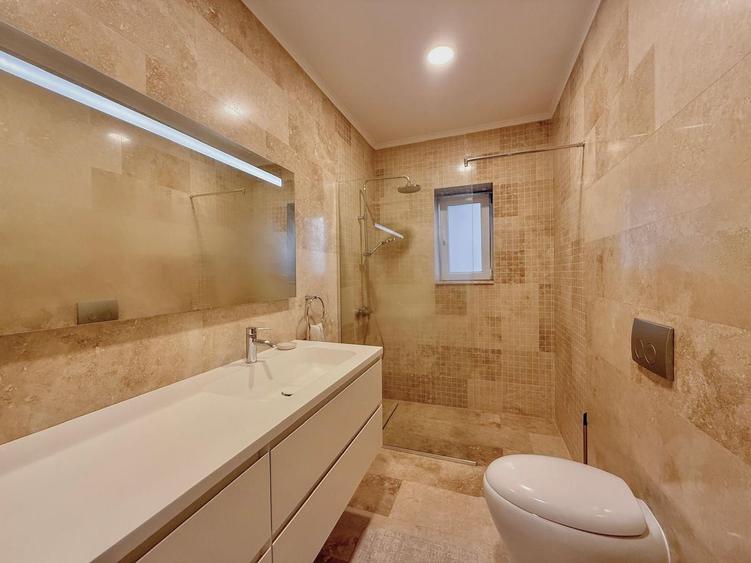 Luxury 5-room Duplex - Iancu Nicolae