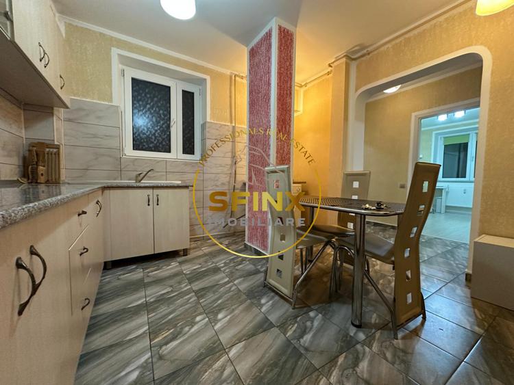Apartament 3 camere de inchiriat zona Decebal