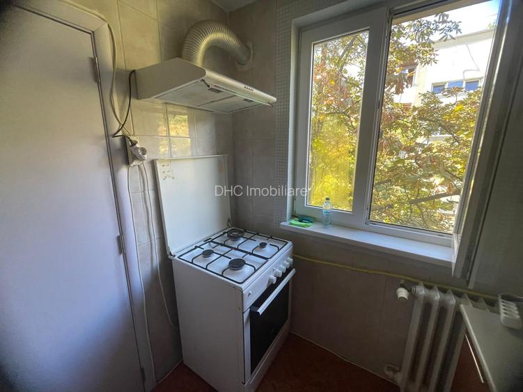 3 Camere zona Drumul taberei Târgu Neamț - 13