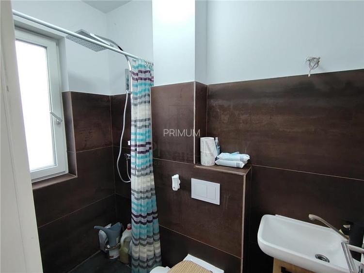 COMISION 0 - Duplex mobilat utilat - dormitor la parter - 11