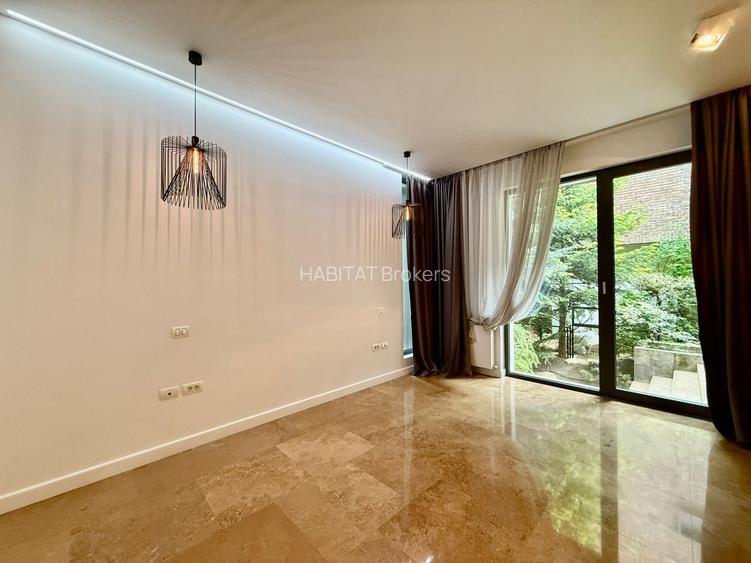 Refined Luxury Residence | Exclusive Villa with Private Spa - 14