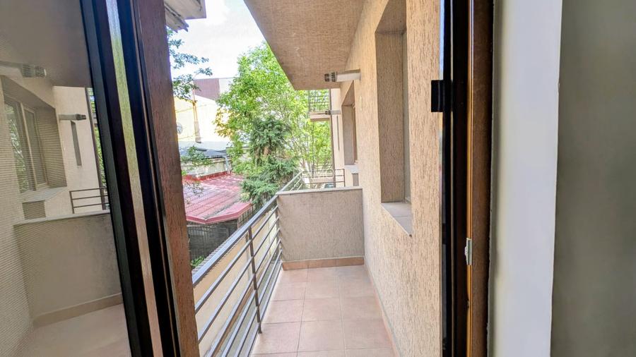 Bloc S+P+2E+M stradal,13 apt/birouri,instit.invatamant,airb&b,comerciale,clinica - 40