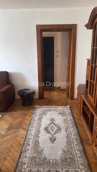 Proprietar, inchiriez apartament 3 camere, Bdul. Tineretului - 3