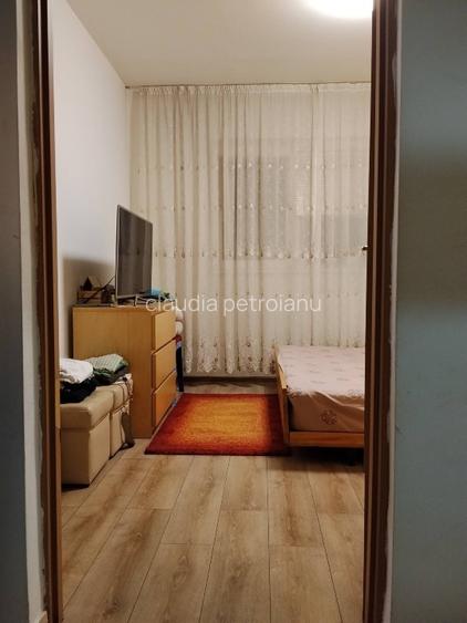 apartament 2 camere, decomandat, mobilat - 3