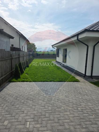 Casa 4 camere- noua-la cheie, poziție excelentă in Harman - 36