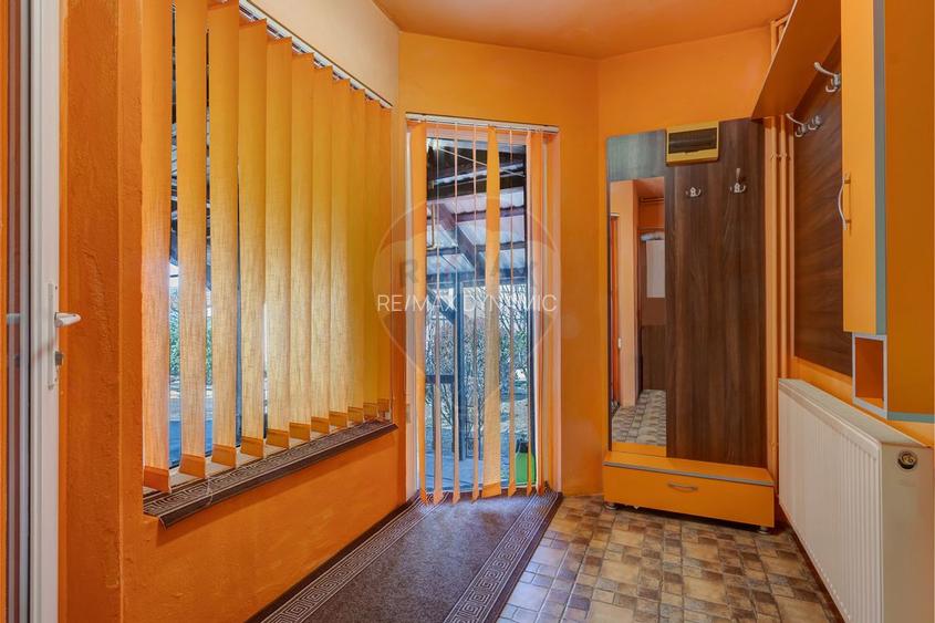 Oportunitate rară în Chișineu-Criș: locuință și spații comerciale - 27