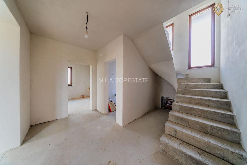 Vilă noua P+M in Sanleani - 6