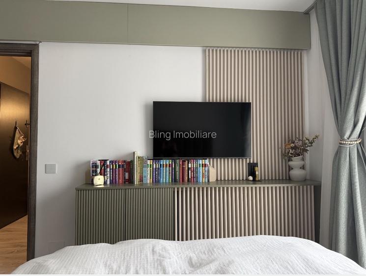 Apartament cu 3 camere,etaj intermediar, zona Vivo - 2