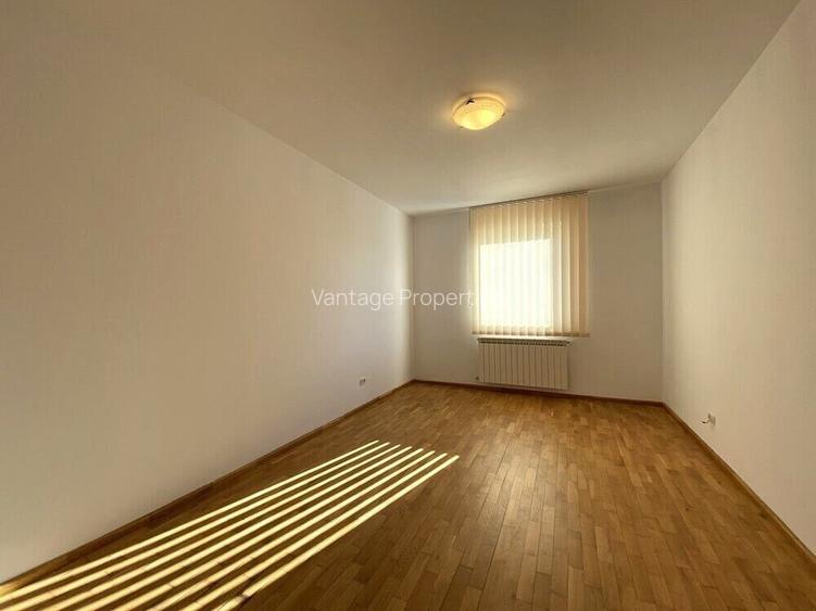 Vila cu piscina | gradina 600 mp | zona Iancu Nicolae | - 17