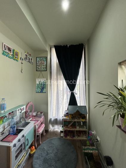 Apartament 3 camere, open space, etaj 2, cute privata in Giroc  - 5