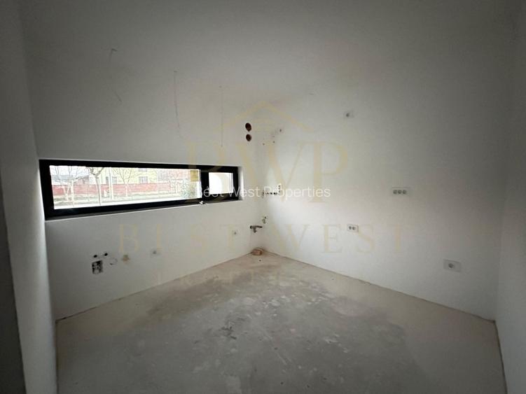 Duplex 1/2, 4 camere, 3 băi, la strada principală Mosnita Veche - 18