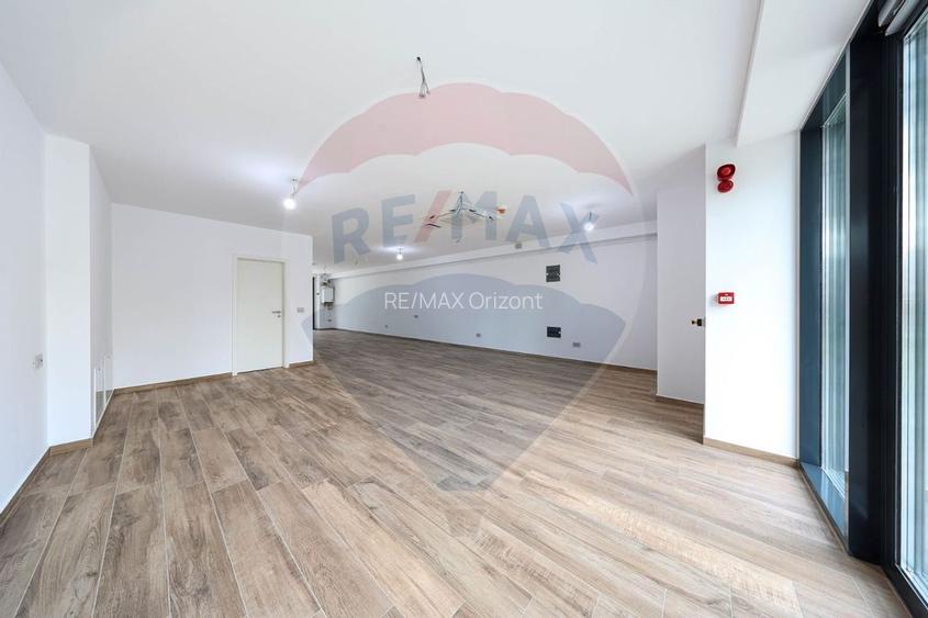 Spațiu comercial de închiriat, cu terasa, Cosmopolit! - 6