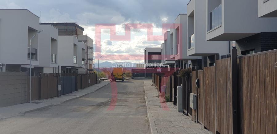 Vanzare teren 800mp cu PUZ aprobat utilitati trase si asfalt - 3