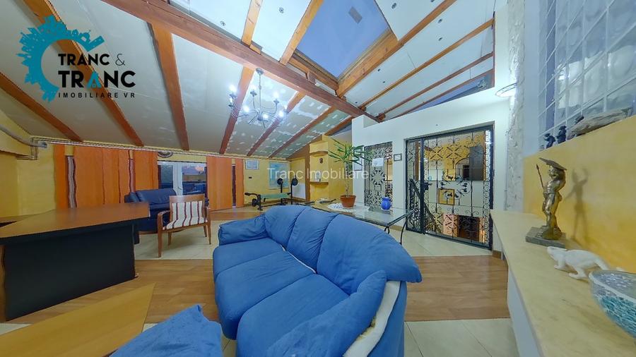 Cladire impunatoare cu 12 camere si 2 spatii, la cheie, in Centru - 7