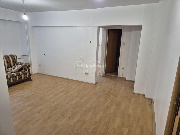 4 camere, et 3/8, SU 94 mp, bloc 1994, anvelopat/Lujerului-Virtutii - 7