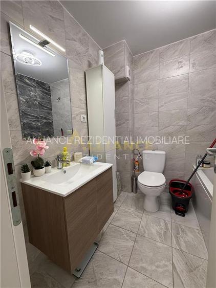 Apartament 3 camere Confort City aproape transport si magazine - 12
