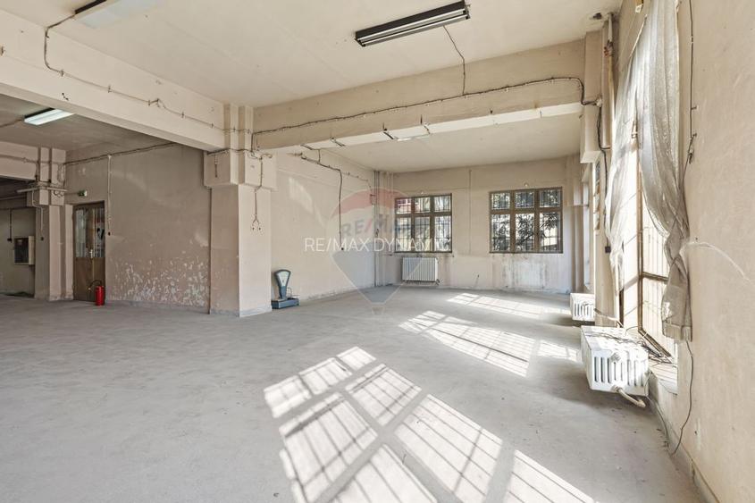 Cladire unica cu destinatii multiple de vanzare Ultracentral Arad - 40