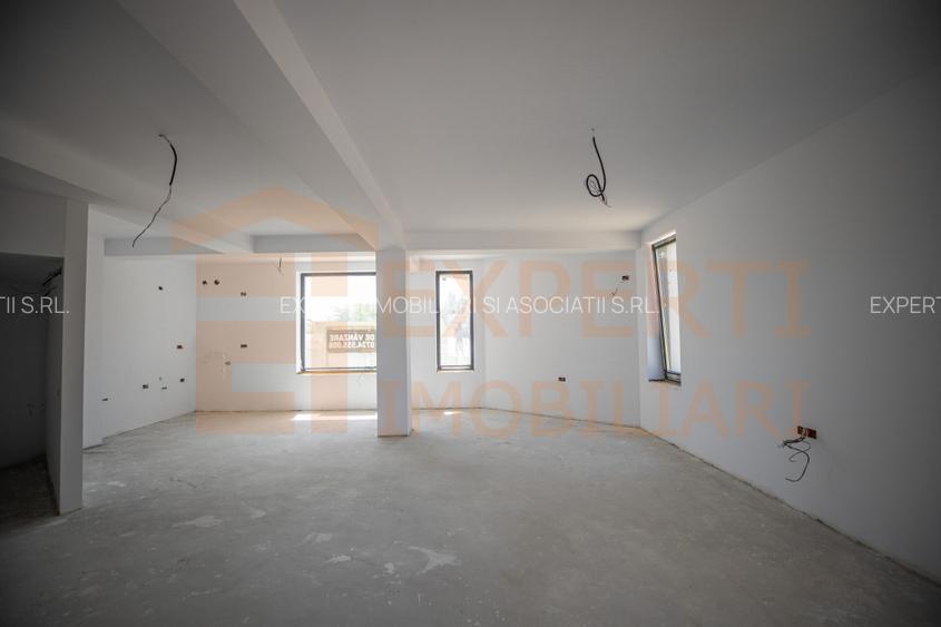 Vila situata in Palazu Mare zona Elvila  - 7