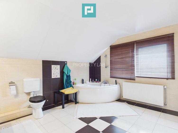 Vilă elegantă cu etaj în Zădăreni - 19