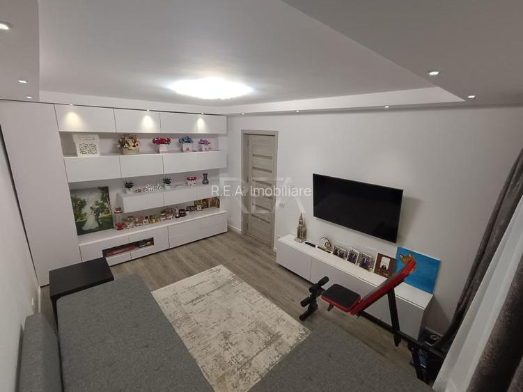 3 camere Colentina decomandat, centrala, inst. schimb., parcare, boxa - 2