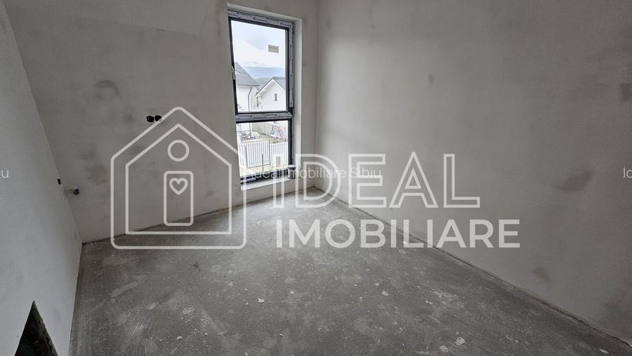 Duplex Modern la cheie si 270 de mp de curte, in Cisnadie - 3