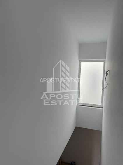 Duplex  modern despartit prin camera tehnica - 3