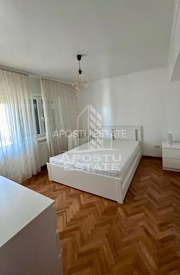 Apartament 3 camere,  zona Boul Rosu - 2